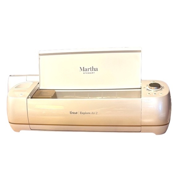 Cricut Other - NWOT-Cricut Explore Air 2 Limited Edition Martha Stewart Version in Gold & White
